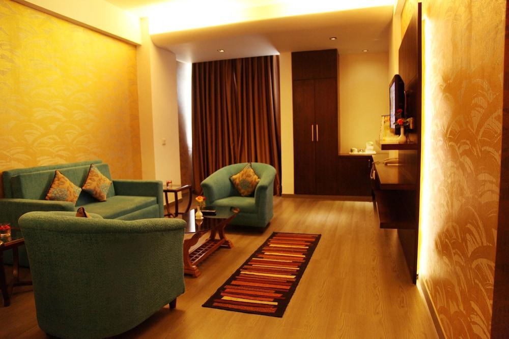 Country Inn & Suites Haridwār المظهر الخارجي الصورة