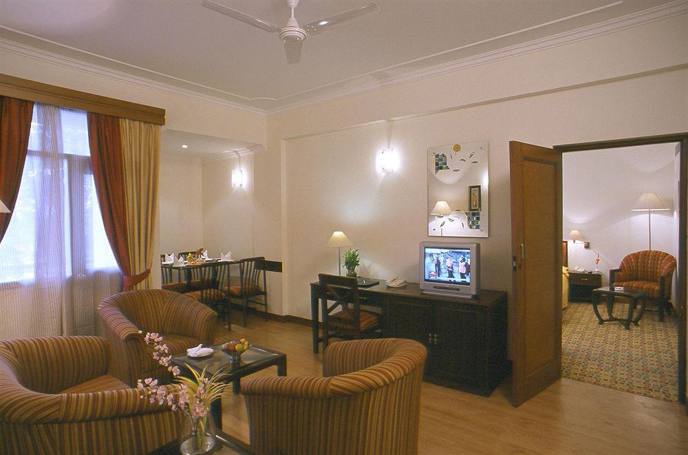 Country Inn & Suites Haridwār الغرفة الصورة